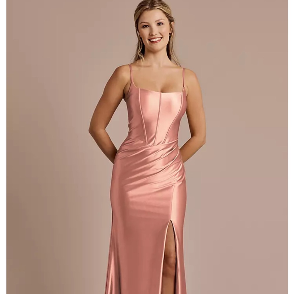 Elegant Pink Satin Evening Dress